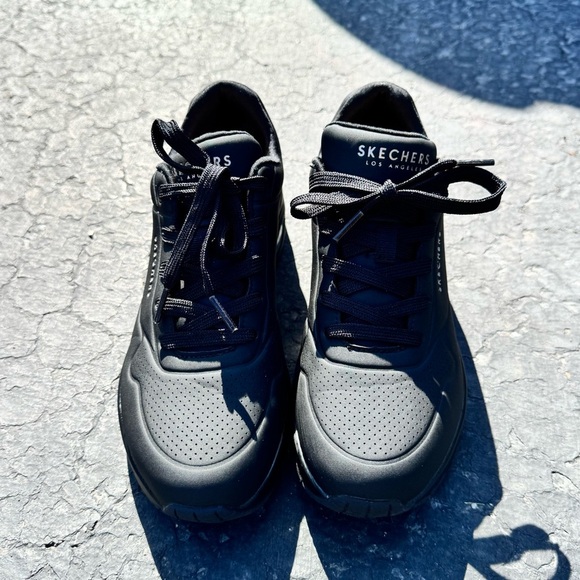 Skechers Street LA Sneakers - Women’s 8.5. - Black - Stand On Air - Like new - Picture 2 of 8